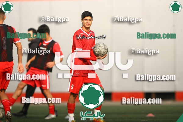 پرسپولیس 2–5 پیکان