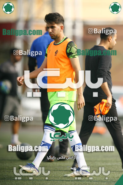 پرسپولیس 2–5 پیکان