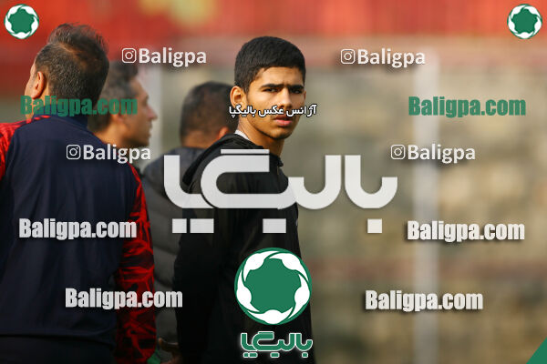 پرسپولیس 2–5 پیکان