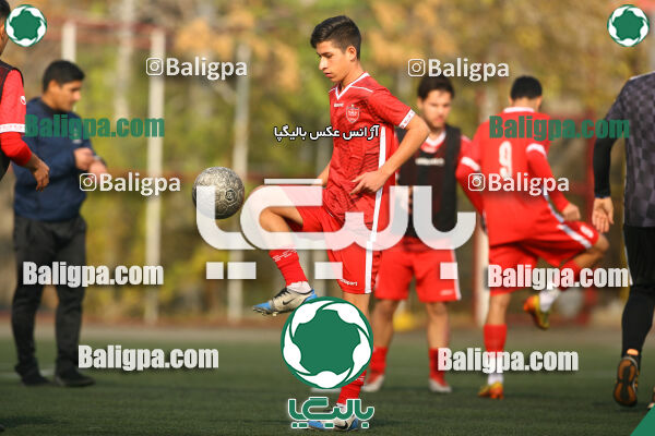 پرسپولیس 2–5 پیکان