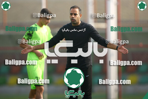 پرسپولیس 2–5 پیکان