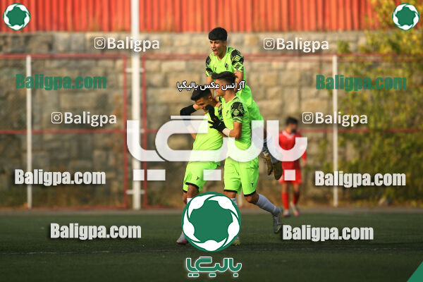 پرسپولیس 2–5 پیکان
