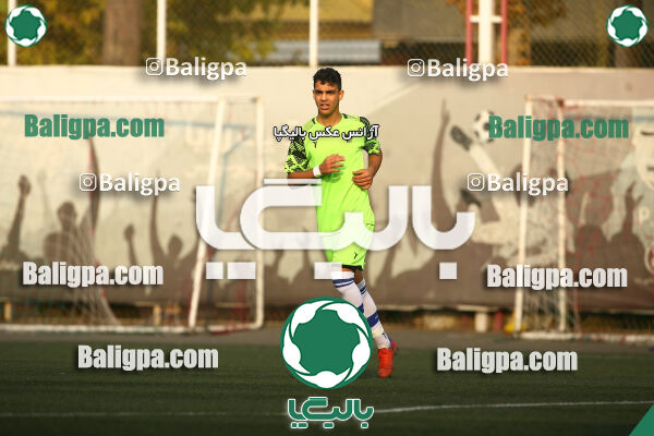 پرسپولیس 2–5 پیکان