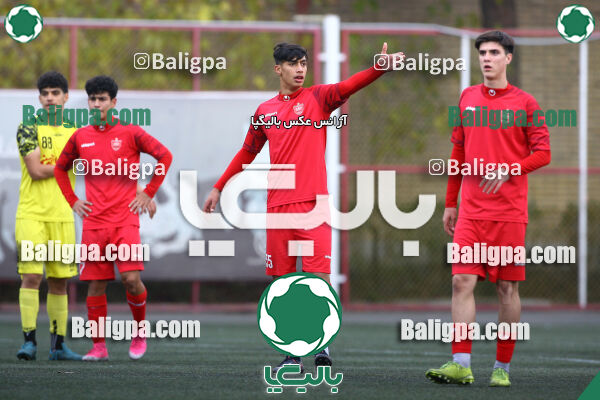 پرسپولیس 3–0 مقاومت