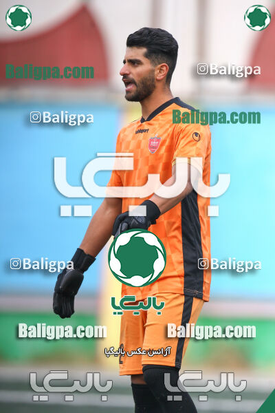 مقاومت 0–1 پرسپولیس