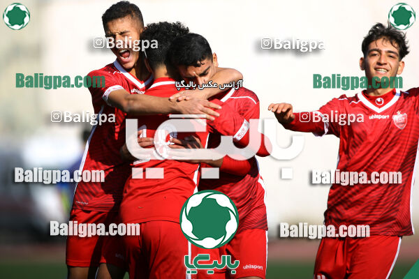 استقلال 2–2 پرسپولیس