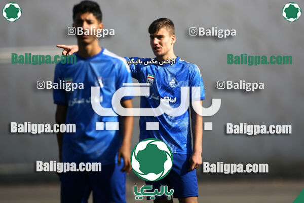 استقلال 2–2 پرسپولیس