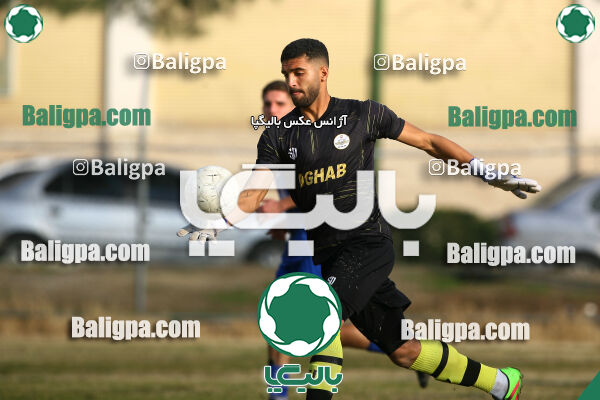 عقاب ۲ - ۲ پرسپولیس