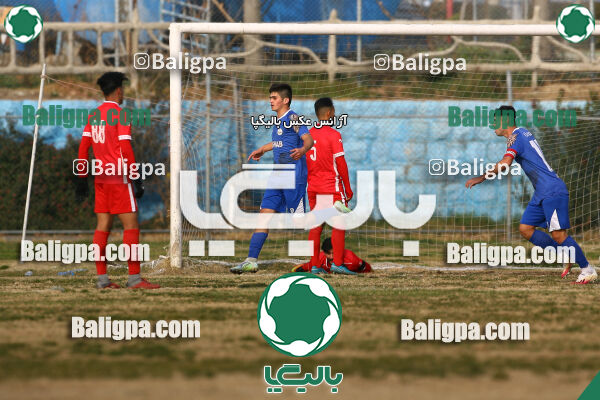عقاب ۲ - ۲ پرسپولیس