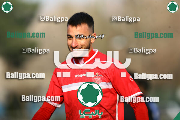 عقاب ۲ - ۲ پرسپولیس
