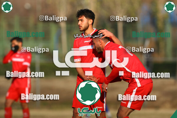 عقاب ۲ - ۲ پرسپولیس
