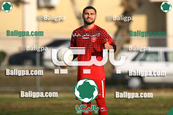 عقاب ۲ - ۲ پرسپولیس
