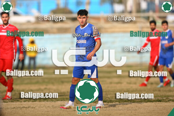 عقاب ۲ - ۲ پرسپولیس