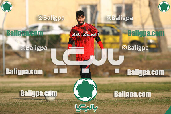 عقاب ۲ - ۲ پرسپولیس
