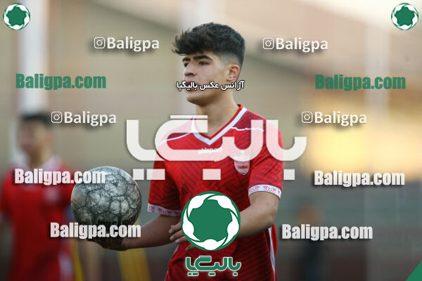 پرسپولیس 1–1 مقاومت
