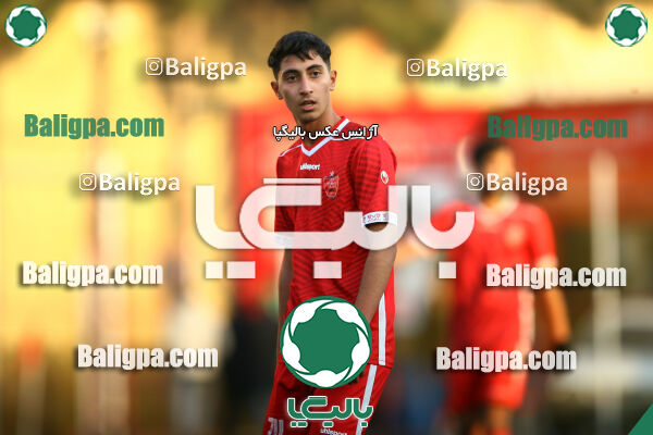 پرسپولیس 1–1 مقاومت
