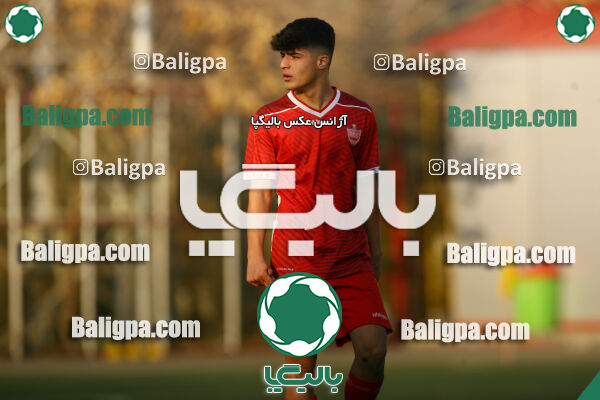 پرسپولیس 1–1 مقاومت