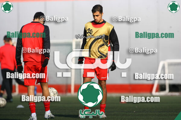 پرسپولیس 1–1 مقاومت