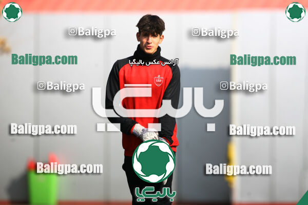 پرسپولیس 1–1 مقاومت