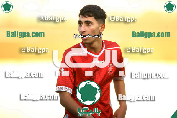 پرسپولیس 1–1 مقاومت