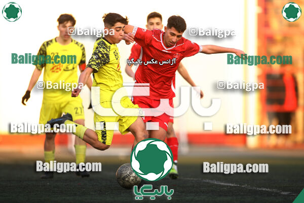 پرسپولیس 1–1 مقاومت