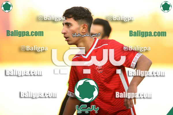 پرسپولیس 1–1 مقاومت