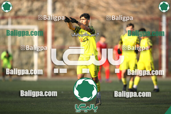 پرسپولیس 1–1 مقاومت