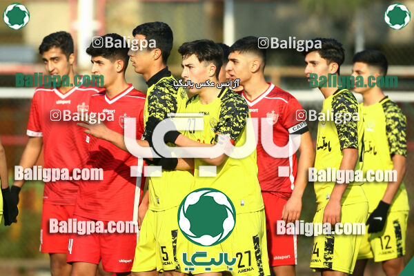 پرسپولیس 1–1 مقاومت
