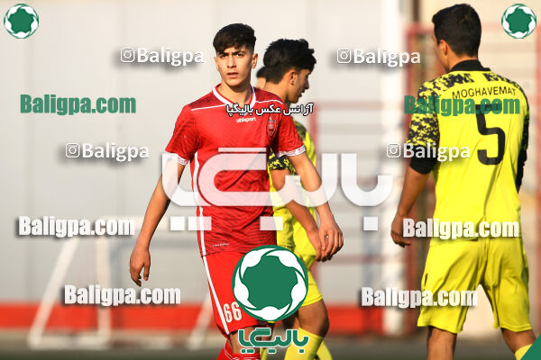 پرسپولیس 1–1 مقاومت