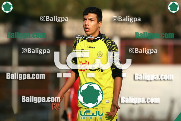 پرسپولیس 1–1 مقاومت