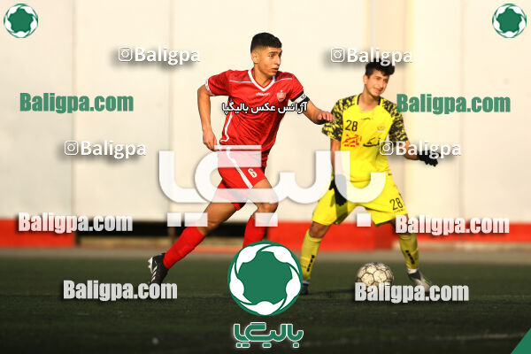 پرسپولیس 1–1 مقاومت