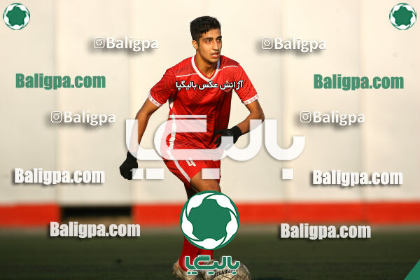 پرسپولیس 1–1 مقاومت