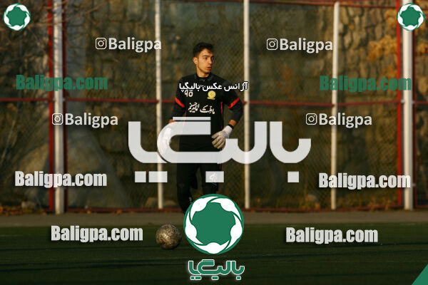 پرسپولیس 1–1 مقاومت