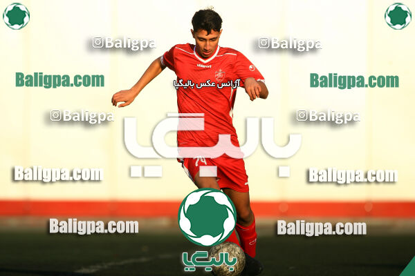 پرسپولیس 1–1 مقاومت