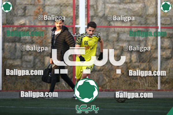 پرسپولیس 1–1 مقاومت
