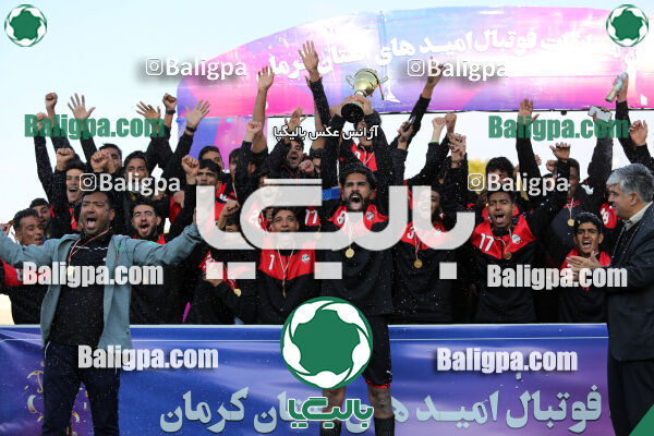 گل گهر سیرجان ۰ - ۱ شهرداری ریگان
