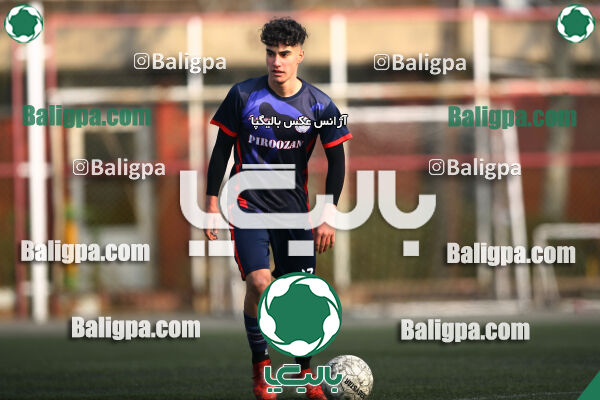 پرسپولیس 1–2 پیروزان تکین ایرانیان