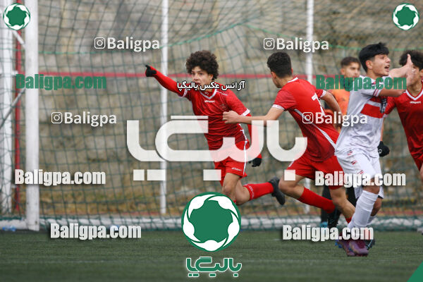 پرسپولیس 4–0 کیانمهر نوین پایتخت