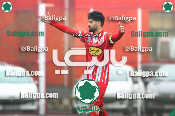 پرسپولیس 2–2 استقلال