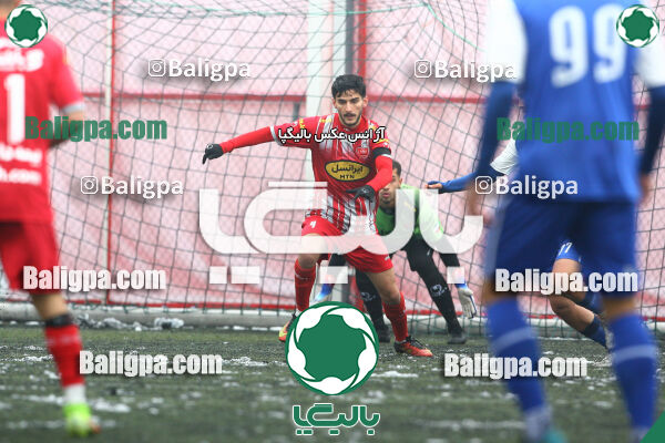پرسپولیس 2–2 استقلال