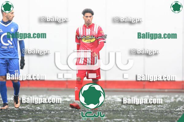 پرسپولیس 2–2 استقلال