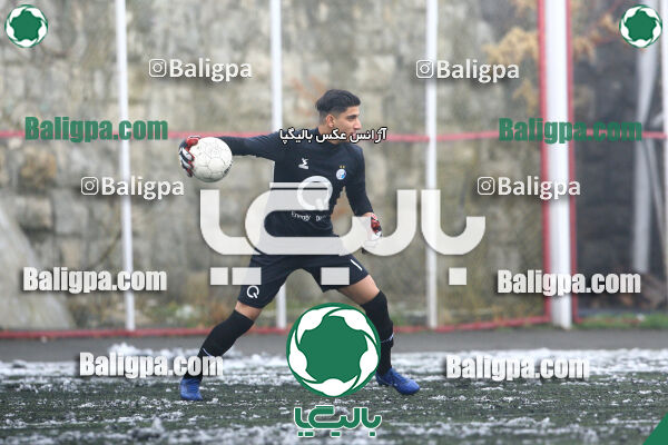پرسپولیس 2–2 استقلال