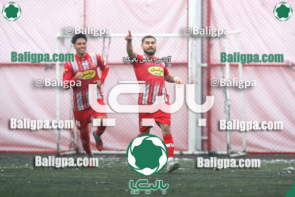 پرسپولیس 2–2 استقلال