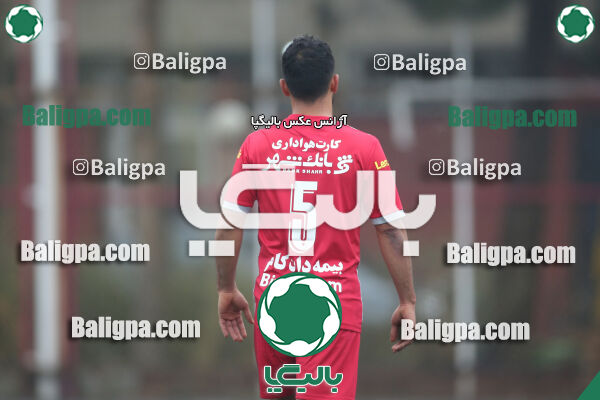 پرسپولیس 2–2 استقلال