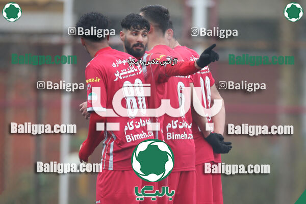 پرسپولیس 2–2 استقلال