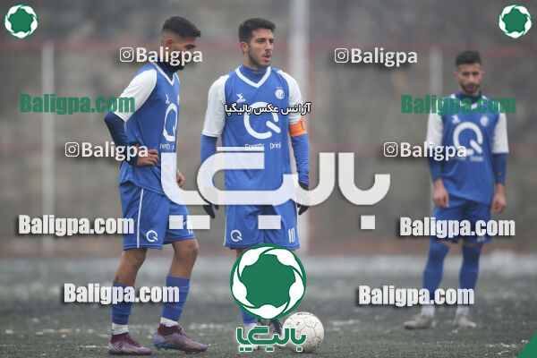 پرسپولیس 2–2 استقلال