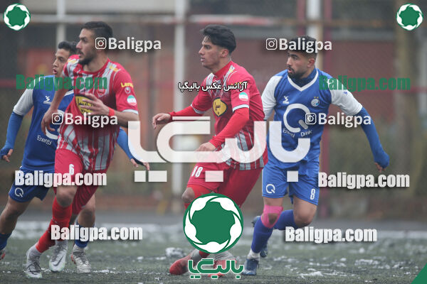 پرسپولیس 2–2 استقلال