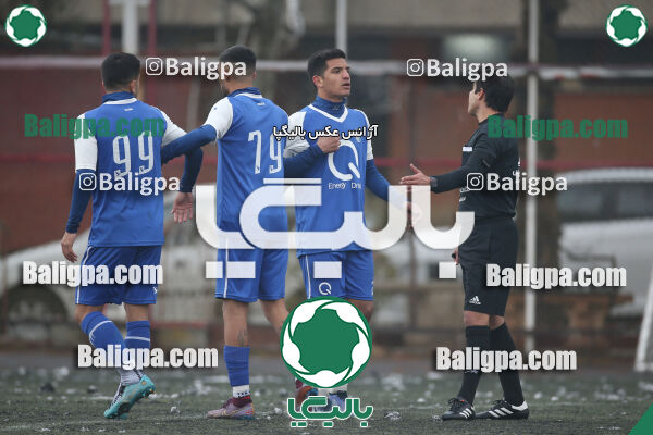 پرسپولیس 2–2 استقلال