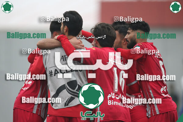پرسپولیس 2–2 استقلال