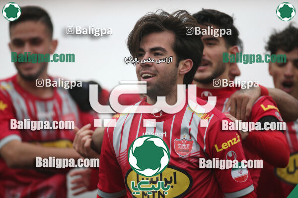 پرسپولیس 2–2 استقلال